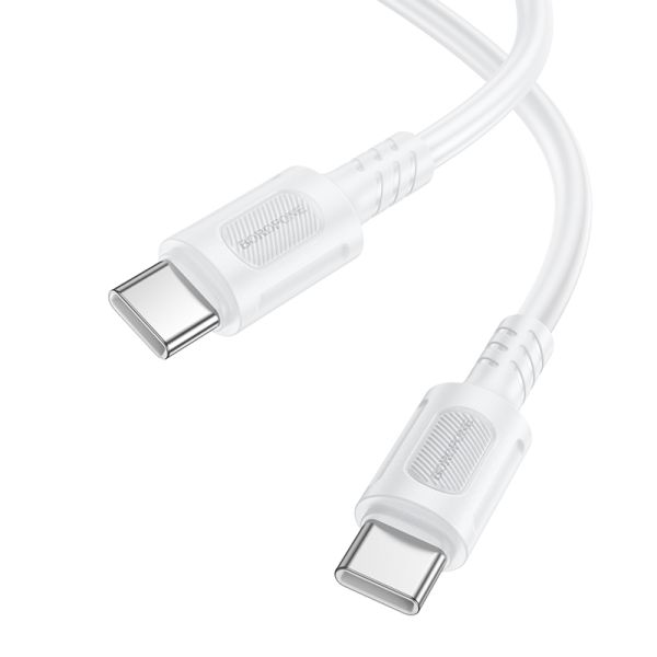 Does iPhone 16E use lightning charger?