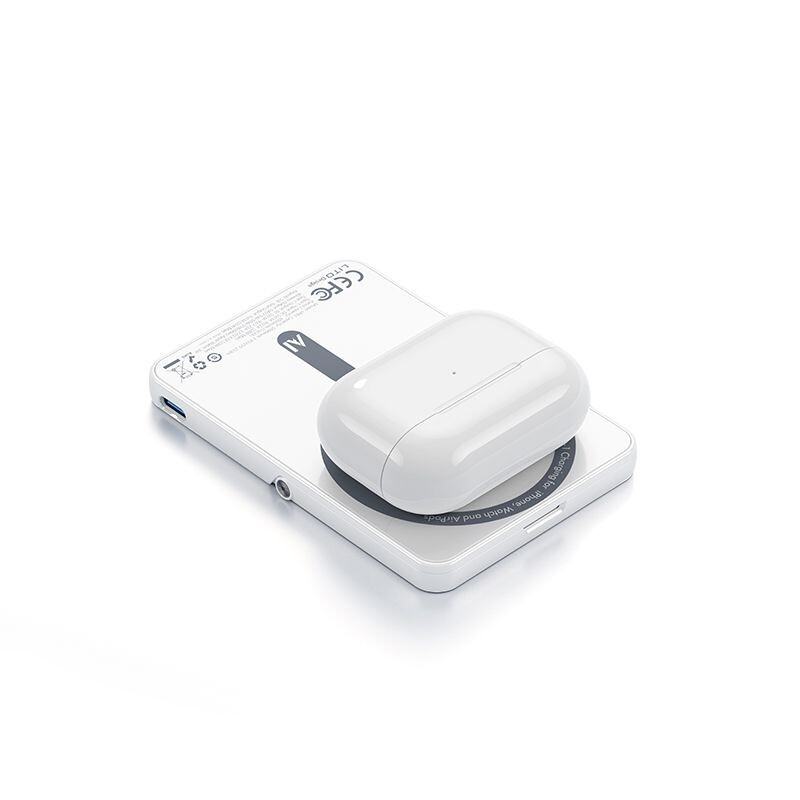 Sleek  5000mAh Magsafe Magnetic Portable Thin Power Bank Battery 5in 1-White